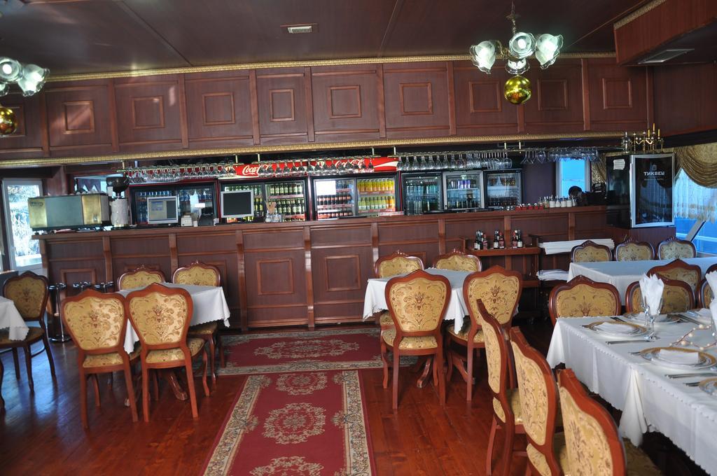 Hotel Brod Panini فيليس المظهر الخارجي الصورة
