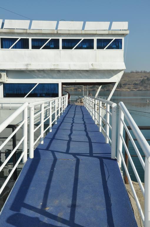 Hotel Brod Panini فيليس المظهر الخارجي الصورة