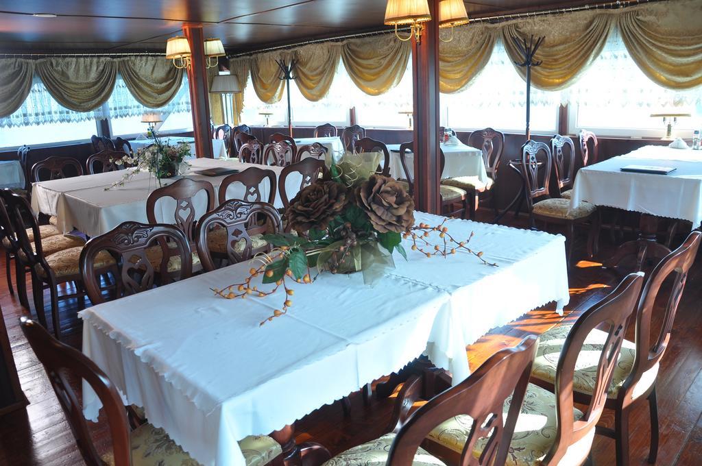 Hotel Brod Panini فيليس المظهر الخارجي الصورة